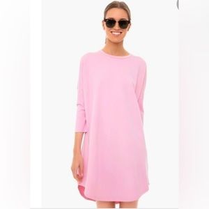 Pomander Place, stretchy, pink dress, shirttail hem, 3/4 sleeves NWOT